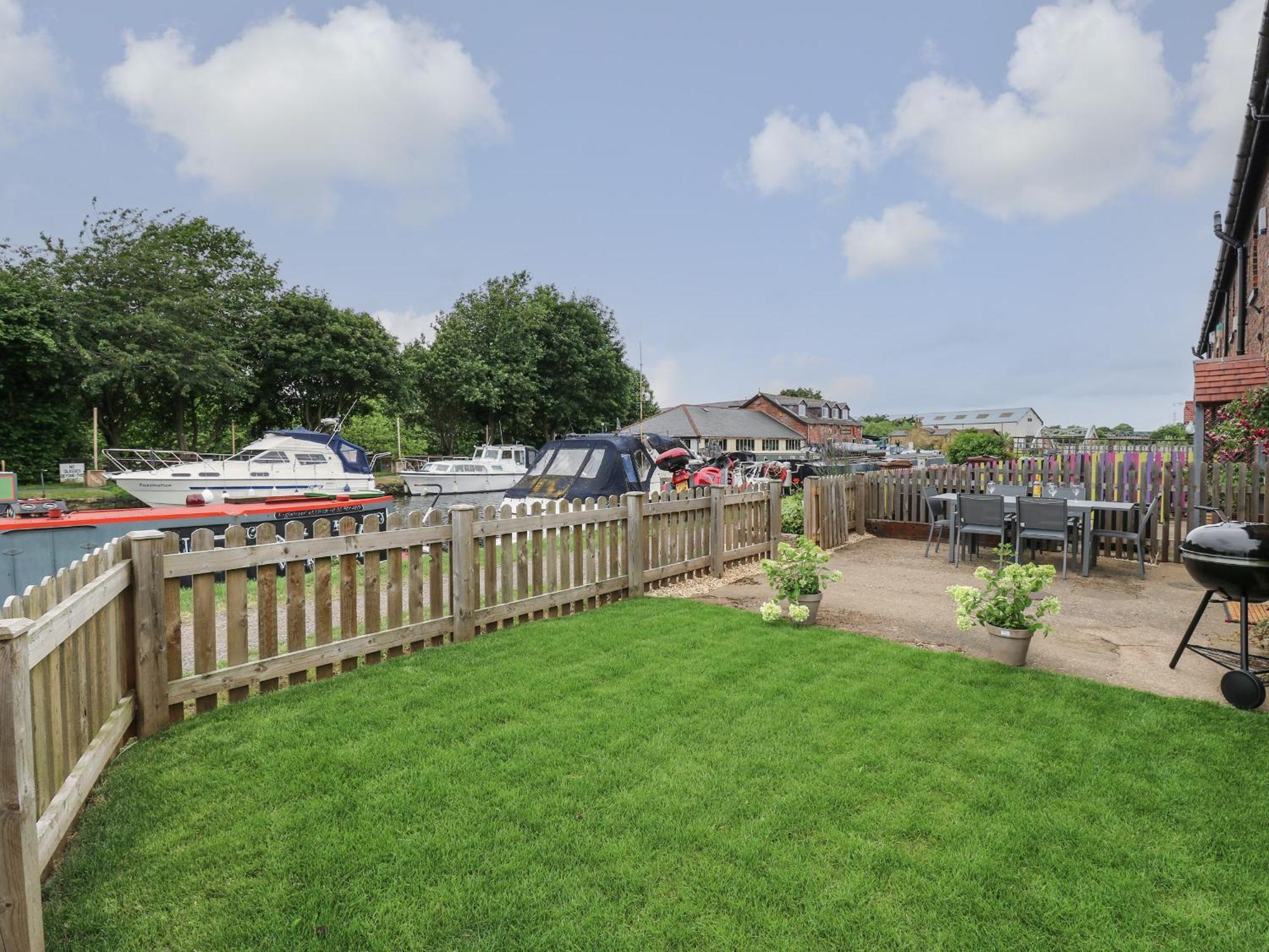 The Moorings Villa Wakefield Exterior photo